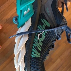 Hoka one one Arahi 2